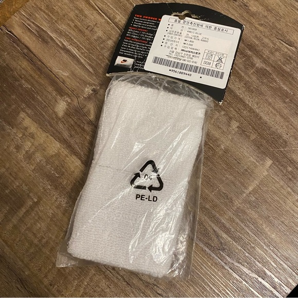 Vintage New Nike Swoosh Terry Wristbands Old Stock Package White Blue Pair Sweat - Picture 5 of 5